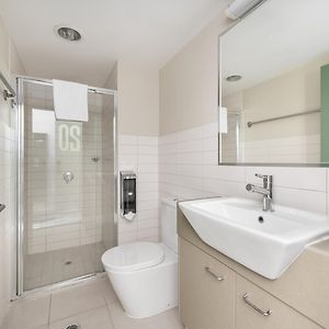 Twin Room Private Bathroom